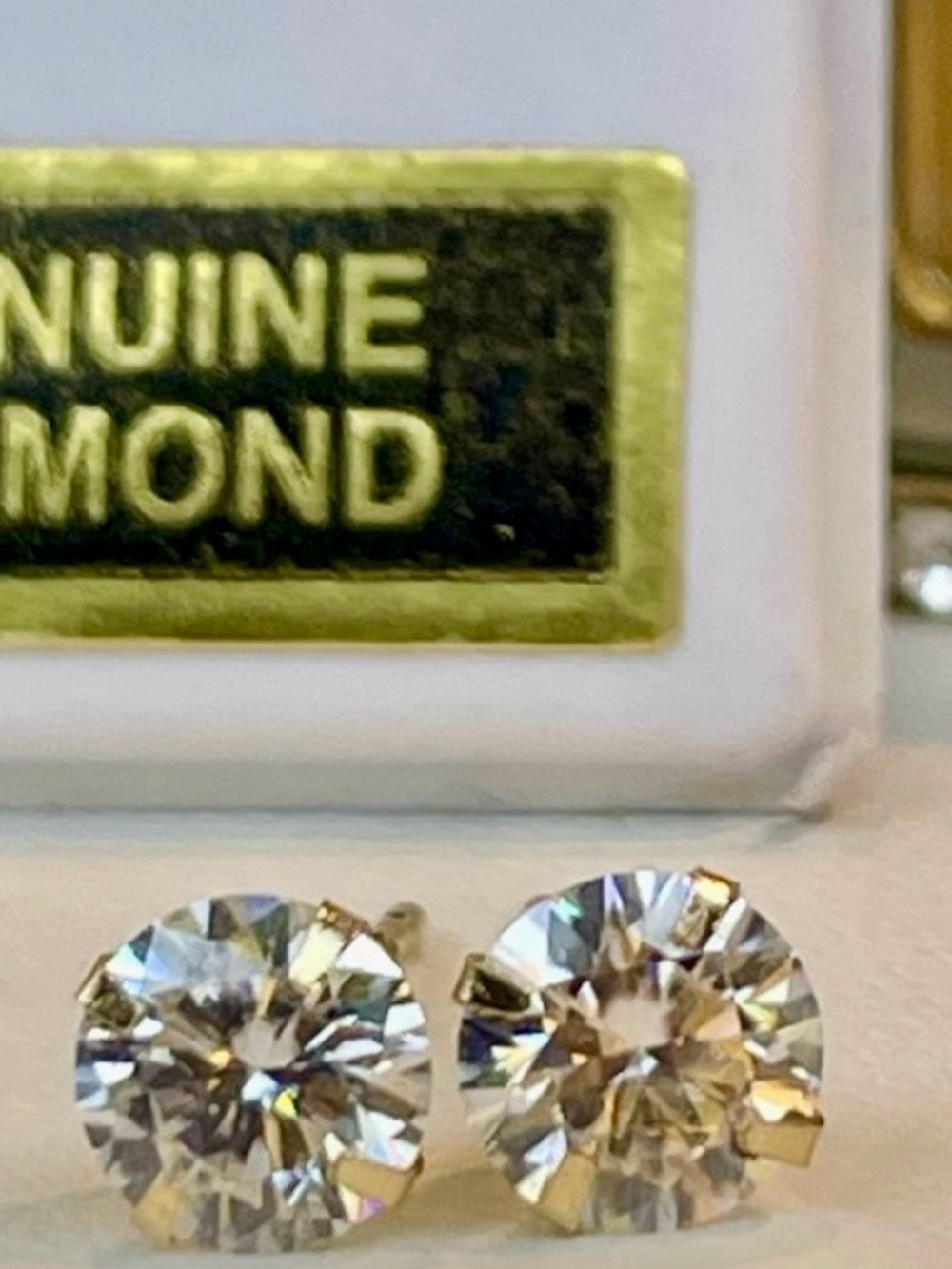 14KT SOLID YG 2CT Diamond studs Certified yellow Gold
